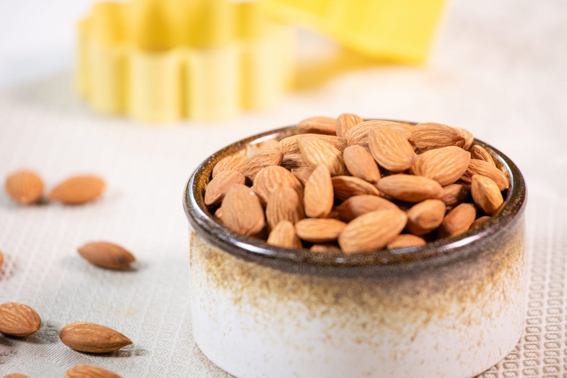 Buy Almonds Online | California Almonds Price &#8211; 960 only