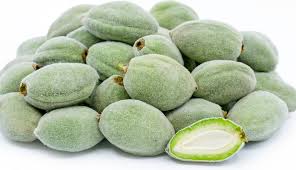 GREEN  ALMOND